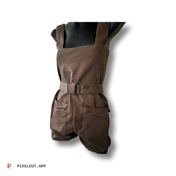 Bardot buckle short play suit in army green. Size 6 ladies - Picture 2 of 7